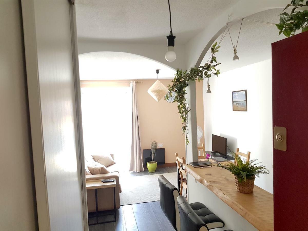 Au Petit Thai - T2 Avec Balcon - Montpellier Centre Apartment Ngoại thất bức ảnh